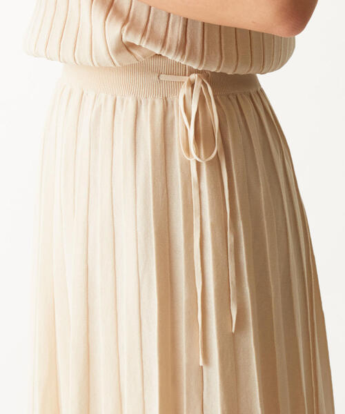 EMMEL REFINES（エメルリファインズ）の「〔ハンドウォッシャブル〕FC HW プリーツライク ノースリーブワンピース（ワンピース・レディース・ベージュ/ナチュラル・FREE）」の3枚目の写真