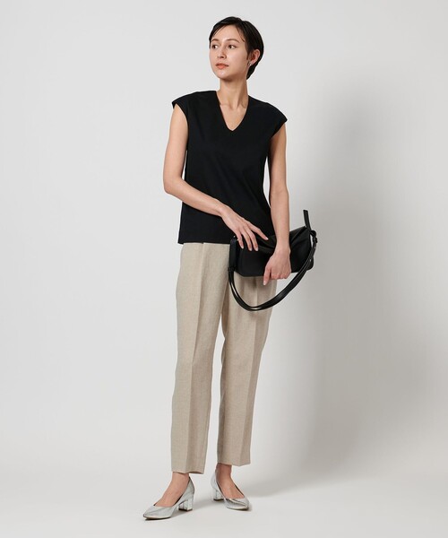 UNITED ARROWS(ユナイテッドアローズ)の「UBCB C DOUBLE Vネック Tシャツ ②(Tシャツ/カットソー・レディース・ホワイト/ライトグレー/ブラック・FREE)」の21枚目の写真