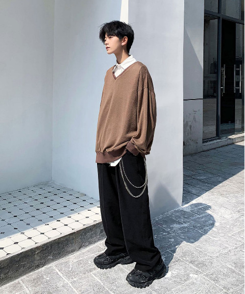 neos（ネオス）の「【neos -addictive design-】ルーズシルエット Vネック ベーシック ニットソー（Tシャツ/カットソー・メンズ・ブラック/グレー/ピンク/モカ・MEDIUM/LARGE）」の9枚目の写真