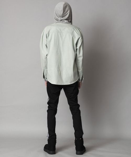 NO ID.(ノーアイディ)の「【NO ID.】Hooded Denim Big Shirt / フード 付 デニム ビッグ シャツ(シャツ/ブラウス・メンズ・ブラック/ライトブルー/インディゴブルー・ONE SIZE)」の11枚目の写真