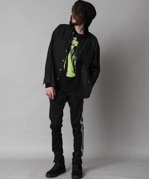 NO ID.(ノーアイディ)の「【NO ID.】Hooded Denim Big Shirt / フード 付 デニム ビッグ シャツ(シャツ/ブラウス・メンズ・ブラック/ライトブルー/インディゴブルー・ONE SIZE)」の7枚目の写真