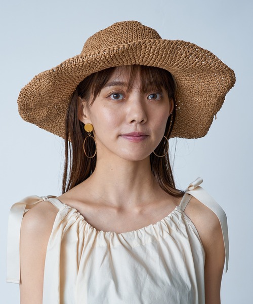 SETUP7(セットアップセブン)の「つば広で小顔見え×しっかり日よけ!【SETUP7】全4型から選べるバリエーション豊富の麦わらペーパーハット 帽子 UV対策 SCCH GLR / 麦わら帽子 ストローハット 折りたたみ 深め 軽量 通気性 UV対策 紫外線対策 日焼け防止 ナチュラル カジュアル きれいめ デイリー お出かけ 旅行 海 プール リゾート フェス アウトドア(ハット・レディース・ベージュ/ライトベージュ/ブラック/アイボリー系2/ブラック系その他3/ベージュ系その他3/アイボリー系3/ベージュ系その他4/ブラック系その他4/ブラック系その他2/ベージュ系その他2/アイボリー系1/グレー・FREE)」の15枚目の写真