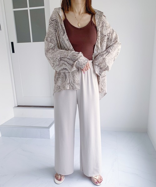 CLEA（クレア）の「カップ付き バックオープン キャミソール（キャミソール・レディース・ブラック/アイボリー/ホワイト/ミント/ブラウン/キャメル・FREE）」の14枚目の写真