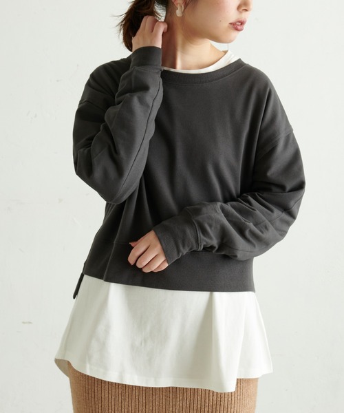 natural couture(ナチュラルクチュール)の「【WEB限定】ショート丈裏毛Tシャツレイヤードトップス(Tシャツ/カットソー・レディース・ブラック/ベージュ/ブラウン/カーキ・FREE)」の5枚目の写真