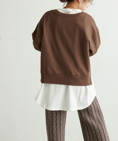 natural couture(ナチュラルクチュール)の「【WEB限定】ショート丈裏毛Tシャツレイヤードトップス(Tシャツ/カットソー・レディース・ブラック/ベージュ/ブラウン/カーキ・FREE)」の10枚目の写真