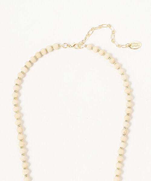 Ray BEAMS(レイビームス)の「STELLA&RUBY / ハウライト ロング ネックレス(ネックレス・レディース・ホワイト・ONE SIZE)」の2枚目の写真