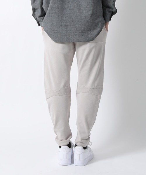 ADAM ET ROPE'(アダムエロペ)の「【ホールガーメント】無縫製 3Dニットパンツ/UNISEX(その他パンツ・メンズ・スミクロ/ライトグレー・L/M)」の19枚目の写真