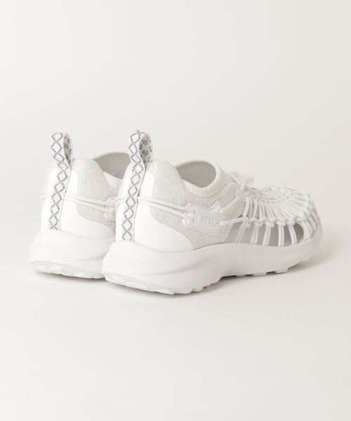 KEEN（キーン）の「UNEEK SNK / ユニーク スニーク（スニーカー・レディース・ホワイト×ホワイト・22.5cm/25.5cm/23.5cm/24.5cm/25cm/24cm/23cm）」の3枚目の写真
