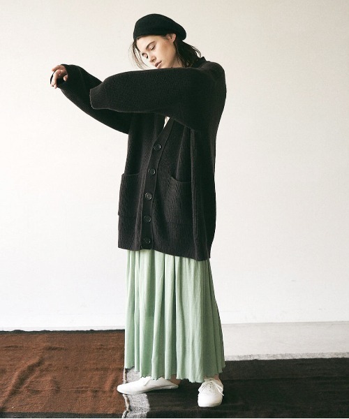 UNFIL（アンフィル）の「unfil アンフィル / blueface&cashmere oversized cardigan ブルーフェイス&カシミヤ オーバーサイズルーズカーディガン ビッグシルエット / WOFL-UW123（カーディガン/ボレロ・レディース・ダークブラウン/ベージュ系その他・1）」の15枚目の写真