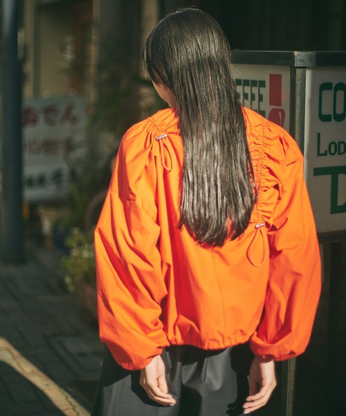 HeRIN.CYE（ヘリンドットサイ）の「ドロストブルゾン（ブルゾン・レディース・ホワイト/オレンジ/カーキ・FREE）」の7枚目の写真