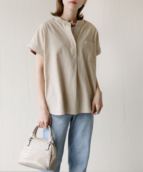 Chillfar（チルファー）の「スリットネックフレンチスリーブブラウス（シャツ/ブラウス・レディース・ベージュ/キャメル/チャコール・MEDIUM/LARGE）」の17枚目の写真