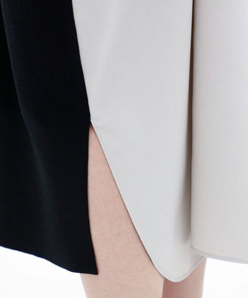 CAST:（キャストコロン）の「ニットコンビバックディティールワンピース（ワンピース・レディース・ブラック/グリーン・S/M）」の10枚目の写真