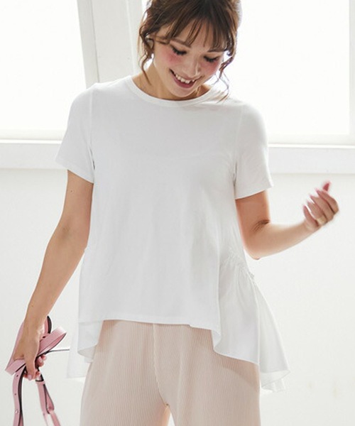 M y u(ミュー)の「フリル半袖Tシャツ【otona MYU】(Tシャツ/カットソー・レディース・スモークピンク/ホワイト/ブラック・FREE)」の2枚目の写真
