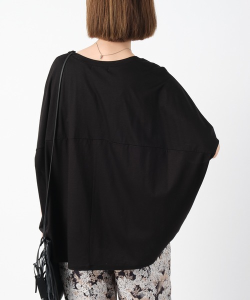 RIVE DROITE（リヴドロワ）の「シンプルながら一枚でサマになる　バルーンオーバーカットソー（Tシャツ/カットソー・レディース・ブラック/ホワイト系その他/カーキ・FREE）」の8枚目の写真