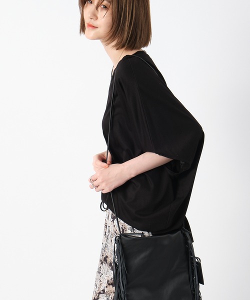 RIVE DROITE（リヴドロワ）の「シンプルながら一枚でサマになる　バルーンオーバーカットソー（Tシャツ/カットソー・レディース・ブラック/ホワイト系その他/カーキ・FREE）」の7枚目の写真