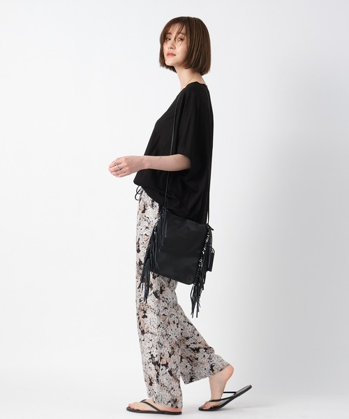 RIVE DROITE（リヴドロワ）の「シンプルながら一枚でサマになる　バルーンオーバーカットソー（Tシャツ/カットソー・レディース・ブラック/ホワイト系その他/カーキ・FREE）」の11枚目の写真