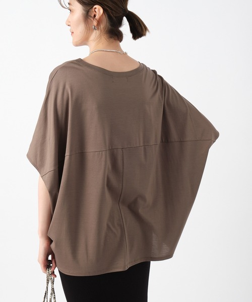 RIVE DROITE（リヴドロワ）の「シンプルながら一枚でサマになる　バルーンオーバーカットソー（Tシャツ/カットソー・レディース・ブラック/ホワイト系その他/カーキ・FREE）」の16枚目の写真