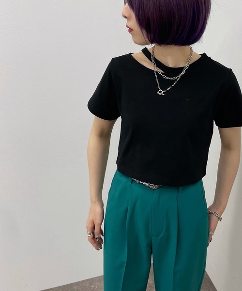 apres jour mignon（アプレジュールミニョン）の「カッティングトップス【ZOZOTOWN限定アイテム】（Tシャツ/カットソー・レディース・オフホワイト/ブラック/パープル・フリー）」の12枚目の写真