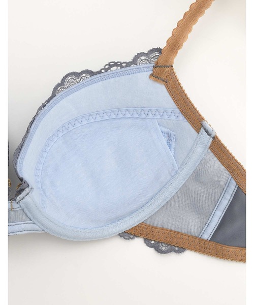 une nana cool(ウンナナクール)の「Parasol lace 3/4カップブラジャー(ブラジャー・レディース・ダークグリーン/グレー/ナチュラル/グレイッシュブルー/テラコッタ・B65/B70/C70/D70/B75/C65/C75/D65/D75/E65/E70/E75/F65/F70/F75)」の11枚目の写真