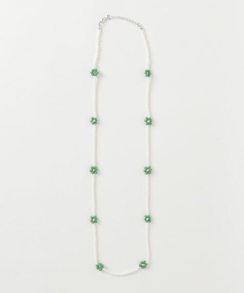 WEGO(ウィゴー)の「WEGO/フラワービーズロングネックレス(ネックレス・レディース・ホワイト/シルバー/グリーン/その他1/その他3/その他2・FREE)」の5枚目の写真