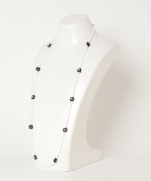 WEGO(ウィゴー)の「WEGO/フラワービーズロングネックレス(ネックレス・レディース・ホワイト/シルバー/グリーン/その他1/その他3/その他2・FREE)」の17枚目の写真