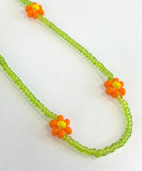 WEGO(ウィゴー)の「WEGO/フラワービーズロングネックレス(ネックレス・レディース・ホワイト/シルバー/グリーン/その他1/その他3/その他2・FREE)」の8枚目の写真