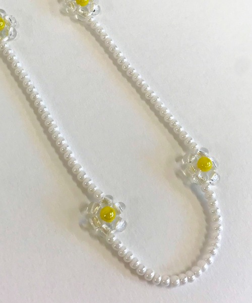 WEGO(ウィゴー)の「WEGO/フラワービーズロングネックレス(ネックレス・レディース・ホワイト/シルバー/グリーン/その他1/その他3/その他2・FREE)」の7枚目の写真