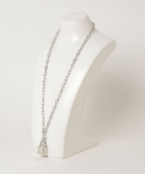XU（エックスユー）の「【XU】cross padlock necklace（ネックレス・メンズ・シルバー・SMALL/LARGE）」の7枚目の写真
