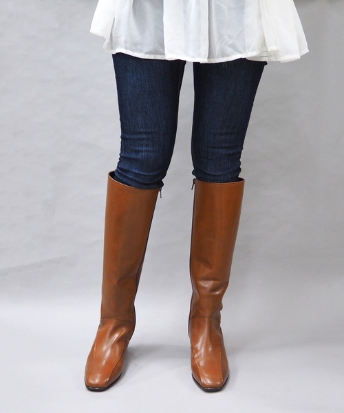 apres（アプレ）の「ルーズロングブーツ　-8650367（ブーツ・レディース・ブラック/オフホワイト/ライトブラウン/ワイン・22.5cm/23.5cm/24.5cm/23.0cm/24.0cm）」の3枚目の写真