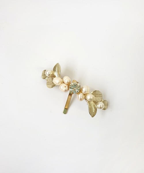 CEMONEMO（セモネモ）の「リーフモチーフ パール ビジュー ヘアピアス（バレッタ/ヘアクリップ・レディース・ゴールド・FREE）」の10枚目の写真