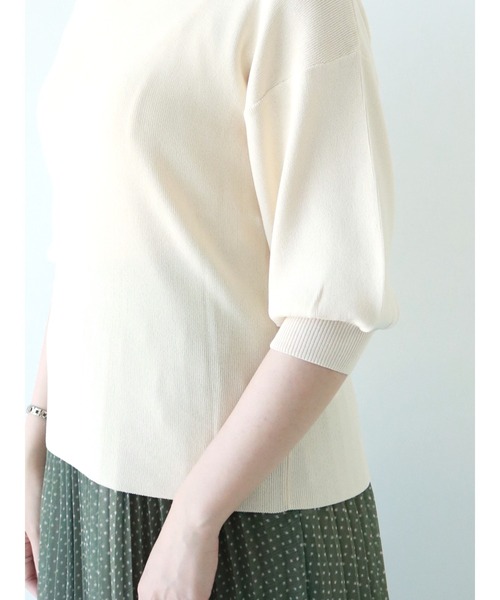 Te chichi(テチチ)の「ボリュームスリーブニットプルオーバー(ニット/セーター・レディース・オフホワイト/グリーン/ネイビー・フリ-)」の12枚目の写真