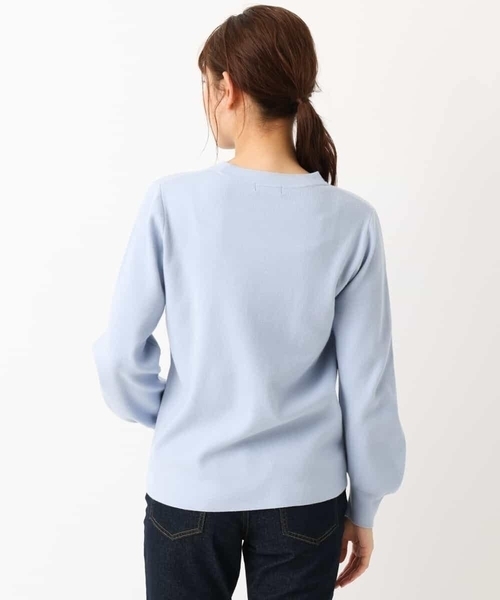 a.v.v（アーヴェヴェ）の「【洗濯機で洗える】クルーネックパフスリーブニット（ニット/セーター・レディース・ライトブルー/ブラック/アイボリー/ライトイエロー/レッド/ピンク・40/38/42/36/34）」の11枚目の写真