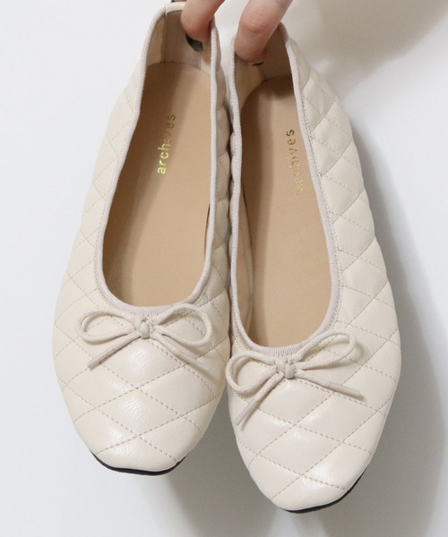 archives（アルシーヴ）の「キルティングバレエシューズ（バレエシューズ・レディース・ブラック/アイボリー・MEDIUM/LARGE）」の4枚目の写真