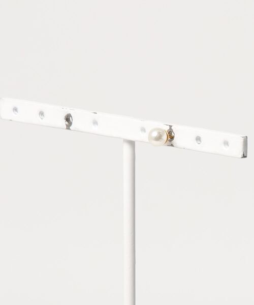 Jenny BY IMMANOEL（ジェニーバイイマノエル）の「silver925　パール付きボルトピアス　片耳（ピアス（片耳用）・レディース・シルバー/ゴールド・FREE）」の5枚目の写真