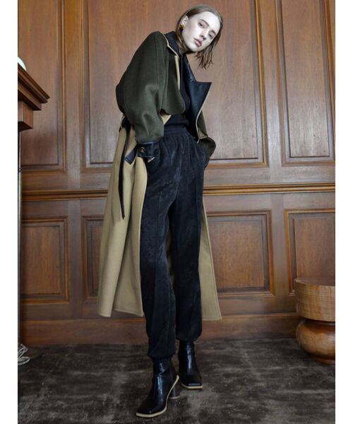 EVRIS(エヴリス)の「ドッキングロングコート(トレンチコート・レディース・ブラック/ベージュ・FREE)」の3枚目の写真