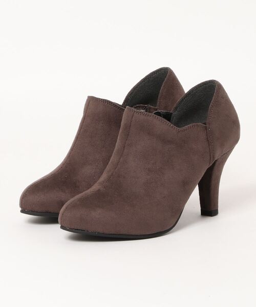 AGOSTO（アゴスト）の「アーモンドトゥフラワーカットショートブーツ（ブーツ・レディース・ブラウン/ネイビー/グレー・S/M/L/SS）」の2枚目の写真