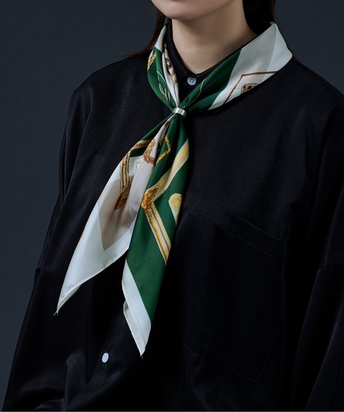 Ellno Loset（エルノロゼット）の「アソート柄スカーフ（バンダナ/スカーフ・メンズ・ブラック系その他/レッド/ネイビー/アイボリー/グリーン/ブラック/グレイッシュベージュ/レッド系2/ダークグリーン系2/ダークグリーン/ネイビー系2/ブラック系その他2/イエロー/ブルー/グリーン系その他/ネイビー系・FREE）」の9枚目の写真