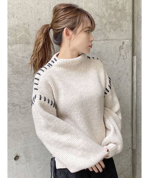 dazzlin（ダズリン）の「ハンドステッチボリュームニット（ニット/セーター・レディース・ベージュ/モカ・FREE）」の22枚目の写真