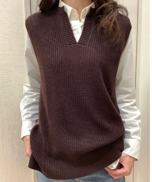 TOKYO SHIRTS（トウキョウシャツ）の「キーネック ニットベスト（ベスト・レディース・ダークブラウン/ライラック/グレー/ラベンダー/ネイビー・M/L）」の12枚目の写真