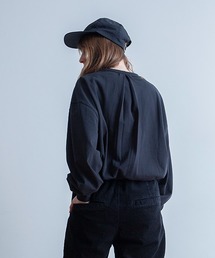 Universal Style Wear センタータック ロンT