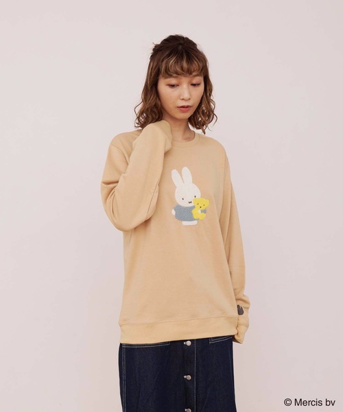 Miffy( ミッフィー)の「【MIFFY/ミッフィー】 裏毛スウェット トレーナー(スウェット・メンズ・ピンク/ベージュ/スミクロ/ブルー/ベージュ系その他/オリーブ/オフホワイト/その他1/ホワイト系その他・X-LARGE/LARGE/MEDIUM)」の4枚目の写真
