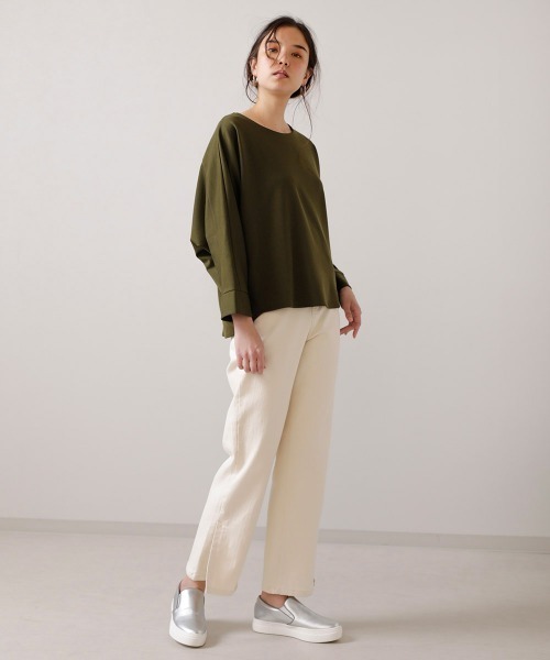 Bou Jeloud(ブージュルード)の「バックタックトップス(Tシャツ/カットソー・レディース・ブラック/オフホワイト/カーキ/イエロー/ブルー・FREE)」の10枚目の写真