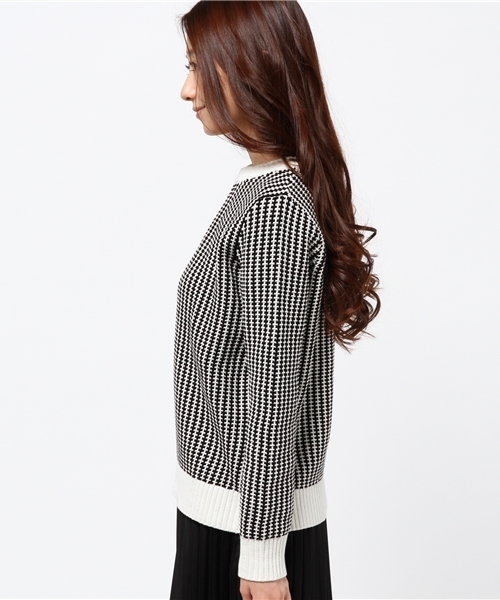 EDIT. FOR LULU（エディットフォールル）の「◆ツートーンカラープルオーバー（ニット/セーター・レディース・ブラック/グリーン・FREE）」の7枚目の写真