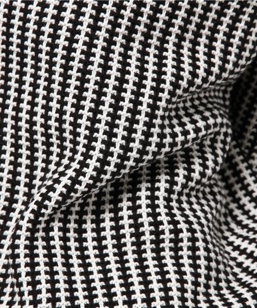 EDIT. FOR LULU（エディットフォールル）の「◆ツートーンカラープルオーバー（ニット/セーター・レディース・ブラック/グリーン・FREE）」の4枚目の写真