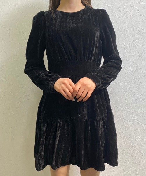 titty＆Co. PETIT（ティティアンドコープティ）の「【titty&Co.PETIT】ベロアミニワンピース（ワンピース・レディース・ブラック/ブラウン・FREE）」の4枚目の写真