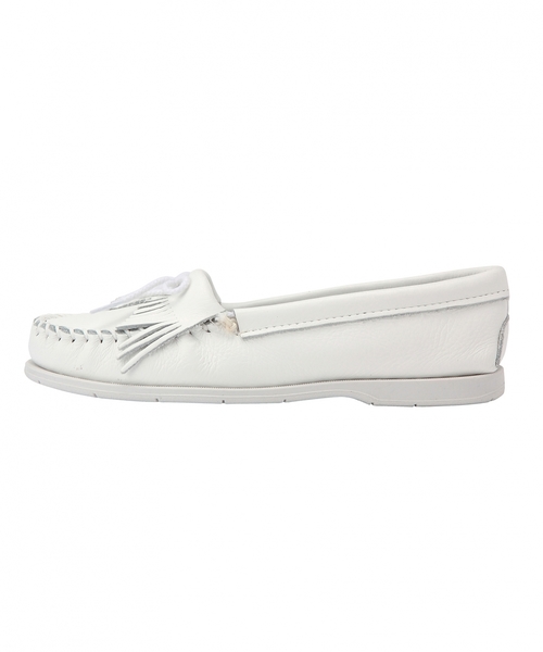 Minnetonka（ミネトンカ）の「[ミネトンカ]MINNETONKA スムースモカシンシューズ（モカシン/デッキシューズ・レディース・ホワイト/ネイビー・5/7/8/6）」の7枚目の写真