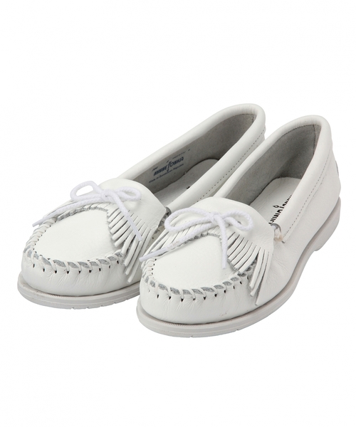 Minnetonka（ミネトンカ）の「[ミネトンカ]MINNETONKA スムースモカシンシューズ（モカシン/デッキシューズ・レディース・ホワイト/ネイビー・5/7/8/6）」の11枚目の写真