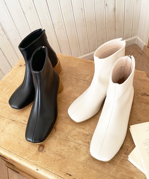 Cheek(チーク)の「ウッドヒールショートブーツ(ブーツ・レディース・ブラック/オフホワイト・SMALL/MEDIUM/LARGE)」の19枚目の写真
