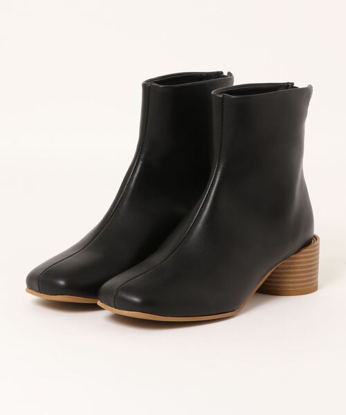 Cheek(チーク)の「ウッドヒールショートブーツ(ブーツ・レディース・ブラック/オフホワイト・SMALL/MEDIUM/LARGE)」の22枚目の写真