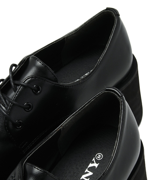 WEGO(ウィゴー)の「WEGO/ボリュームシューズ(ドレスシューズ・レディース・ホワイト/ブラック・MEDIUM/LARGE)」の9枚目の写真